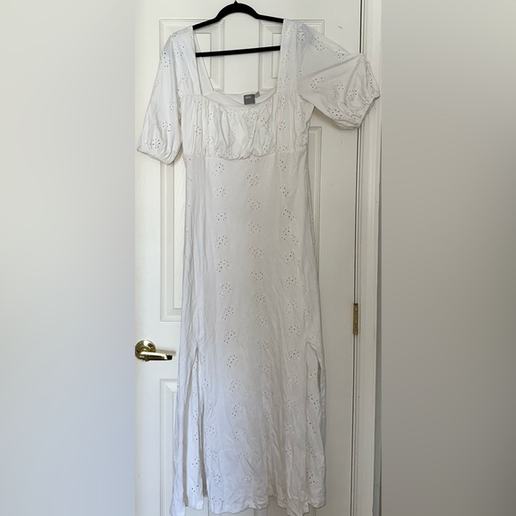 Size 12 maxi dress from ASOS. Gently worn, but in great condition. - Picture 2 of 3